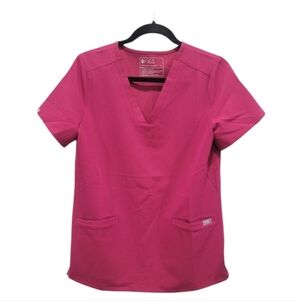Small Figs Scrub Top Tech Collection Casma Three-Pocket Raspberry